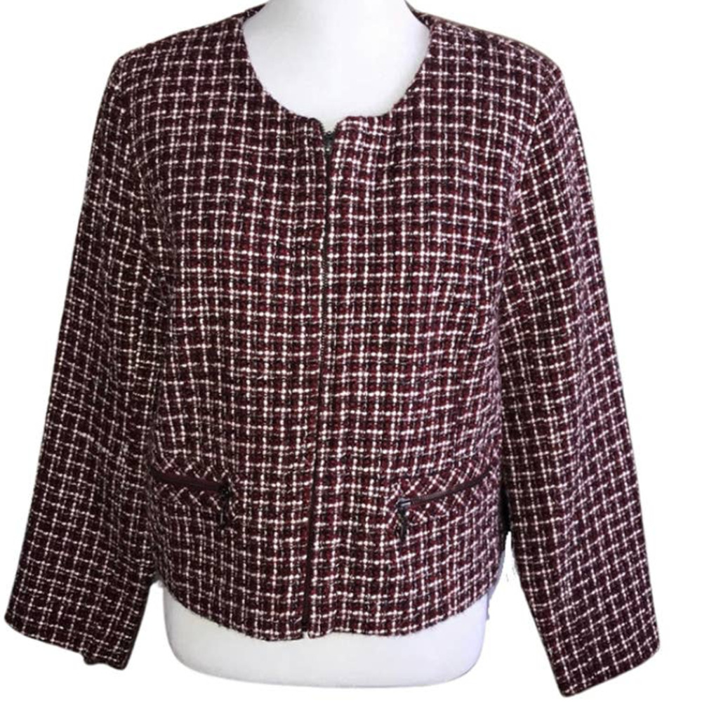 DRESSBARN RED, BLACK, WHITE TWEED BLAZER SIZE PETITE LARGE